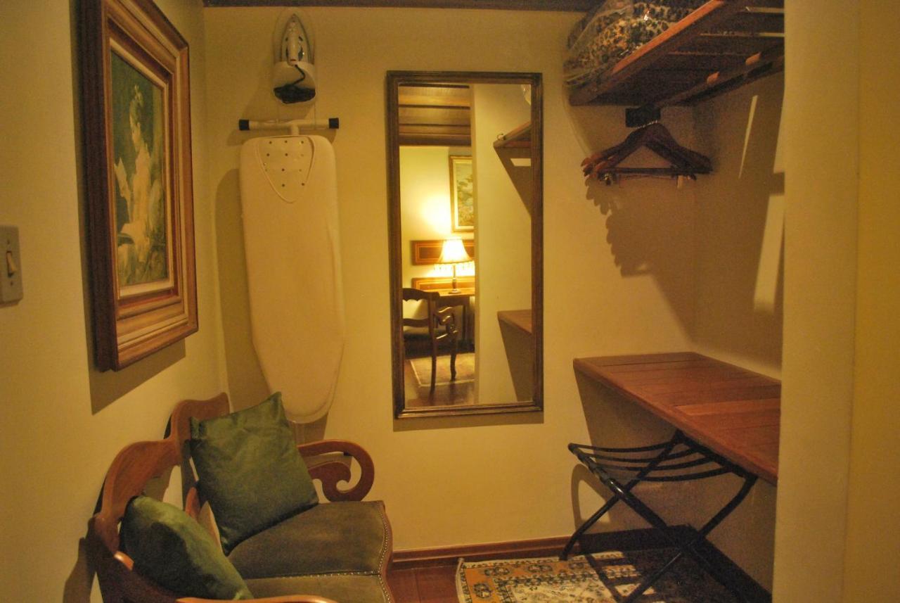 Junior Suite,1457659147:JPEG